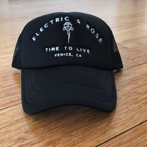 ELECTRIC & ROSE ‘TIME TO LIVE’ HAT